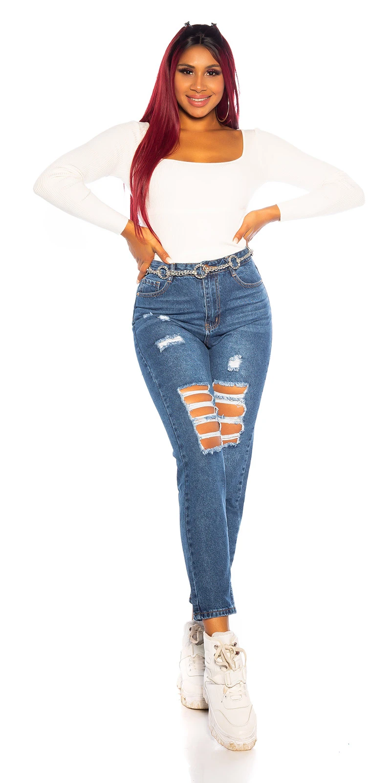 Destroyed Mom Fit Jeans mit Löcher Destroyed Mom Fit Jeans mit Löcher