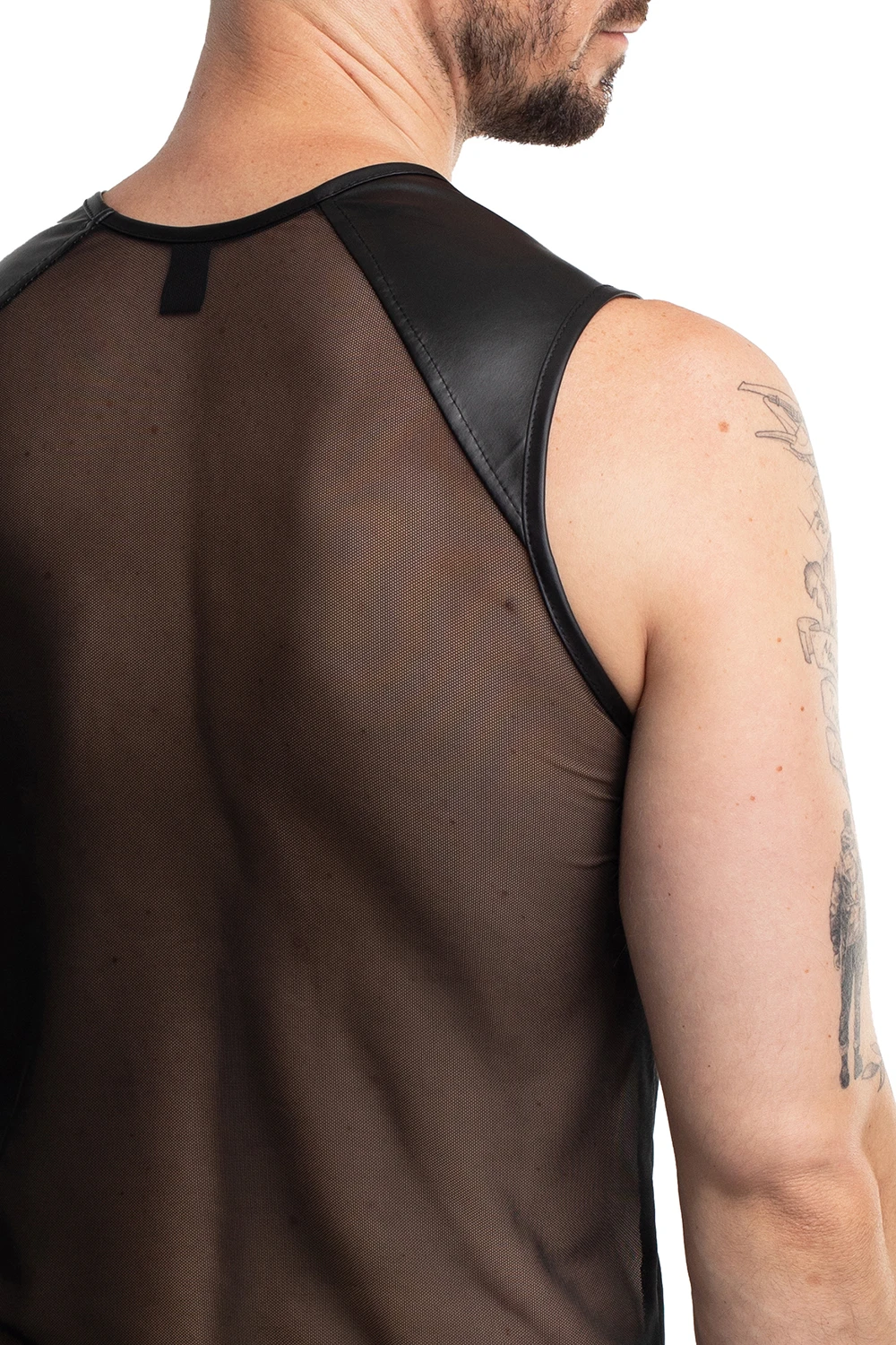 Schwarzes Herren Shirt RMSilvestro001 aus Wetlook und Mesh – transparenter Blickfang für definierte Schultern und maskuline Silhouette  von Regnes Fetish Planet