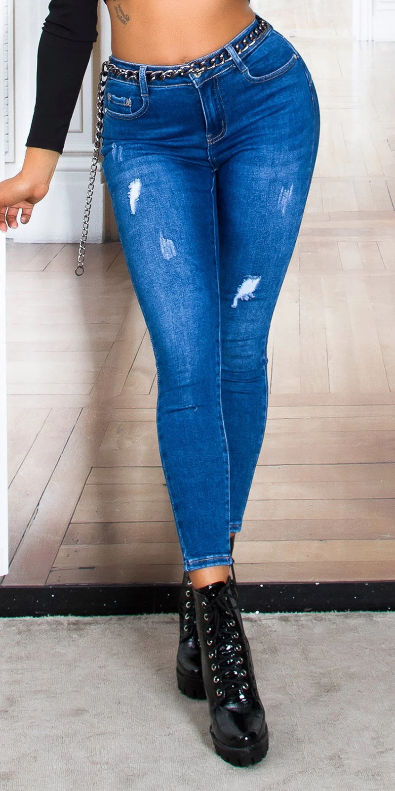 Sexy Skinny Used Look Blue Jeans im High Waist-Style mit Push up-Effekt Sexy Skinny Used Look Blue Jeans im High Waist-Style mit Push up-Effekt