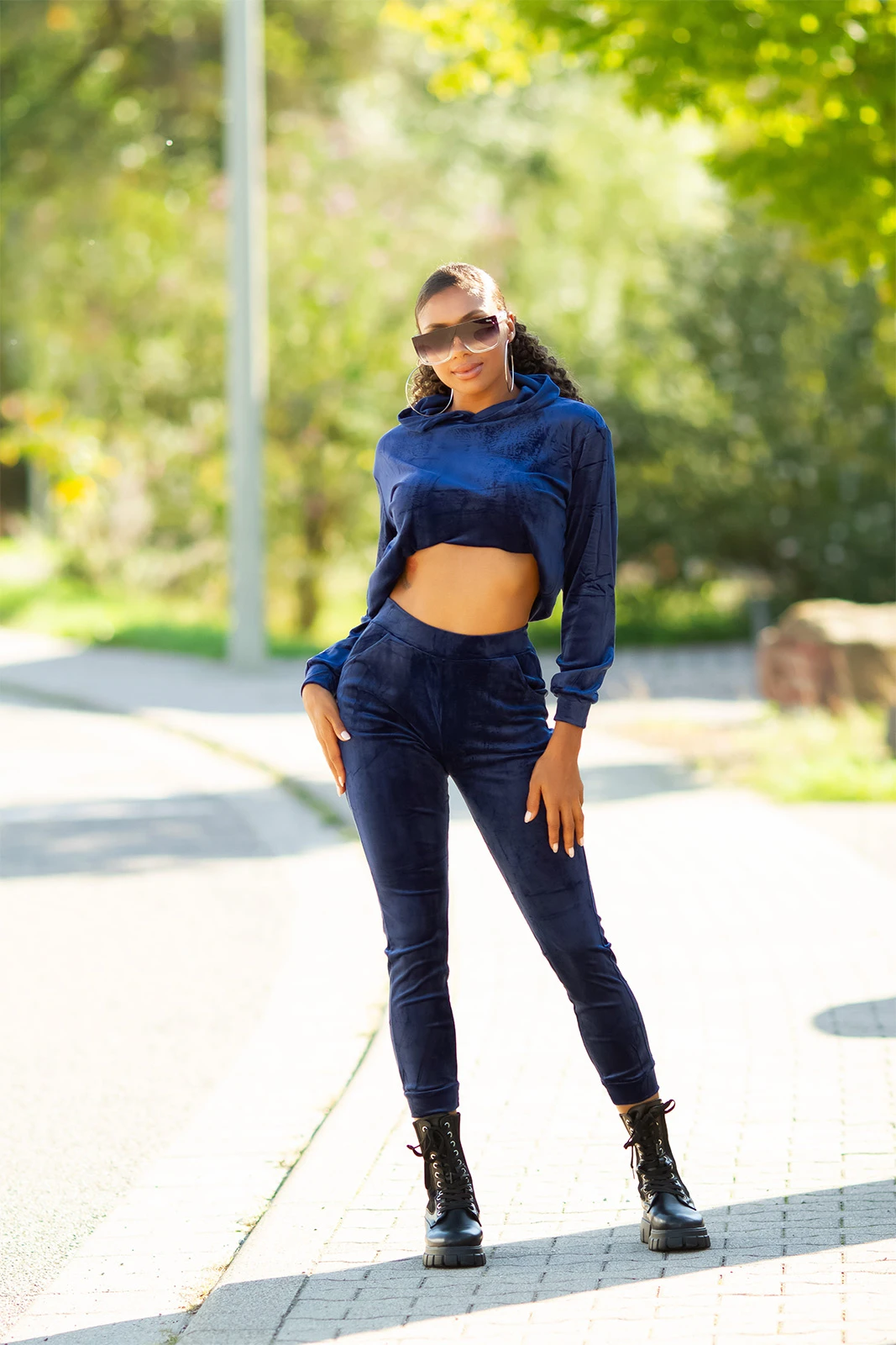 Casual Nicki Loungewear Freizeit Anzug mit Kapuze Casual Nicki Loungewear Freizeit Anzug mit Kapuze