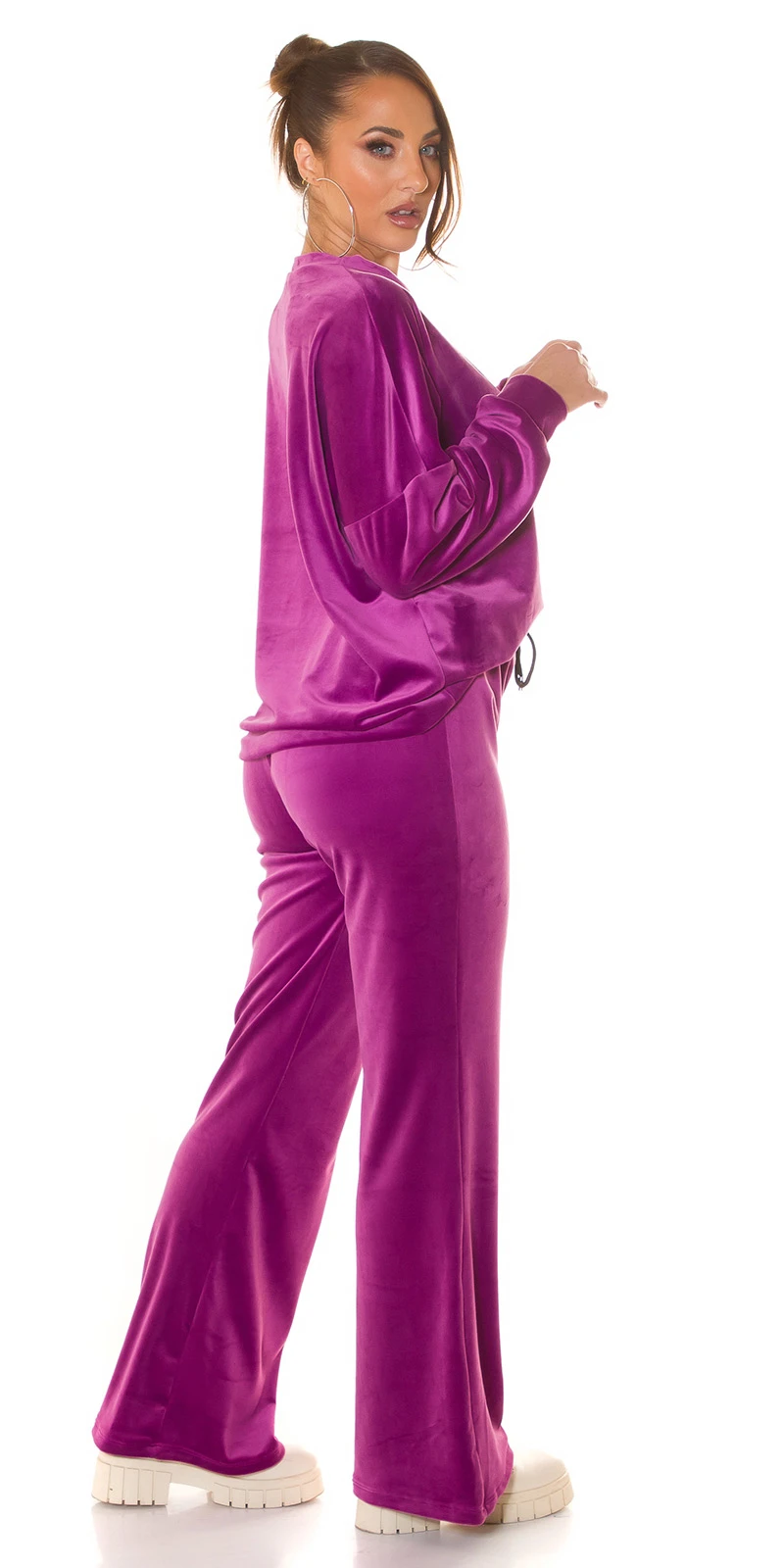 Loungewear 2Piece Set Schlaghose + Pulli Loungewear 2Piece Set Schlaghose + Pulli