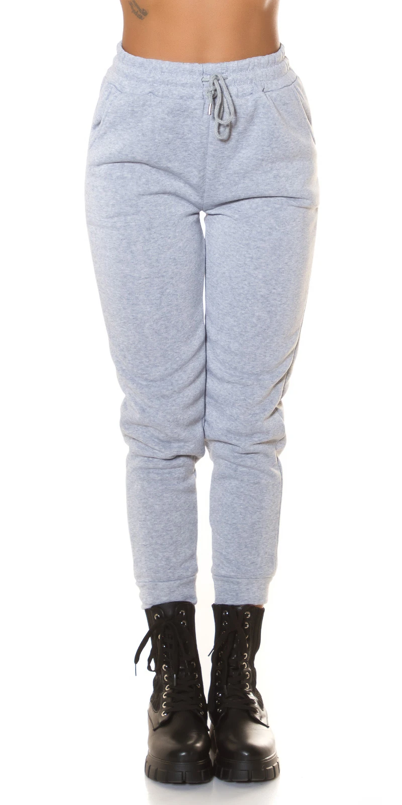 Trendy Highwaist Jogger mit Taschen Trendy Highwaist Jogger mit Taschen