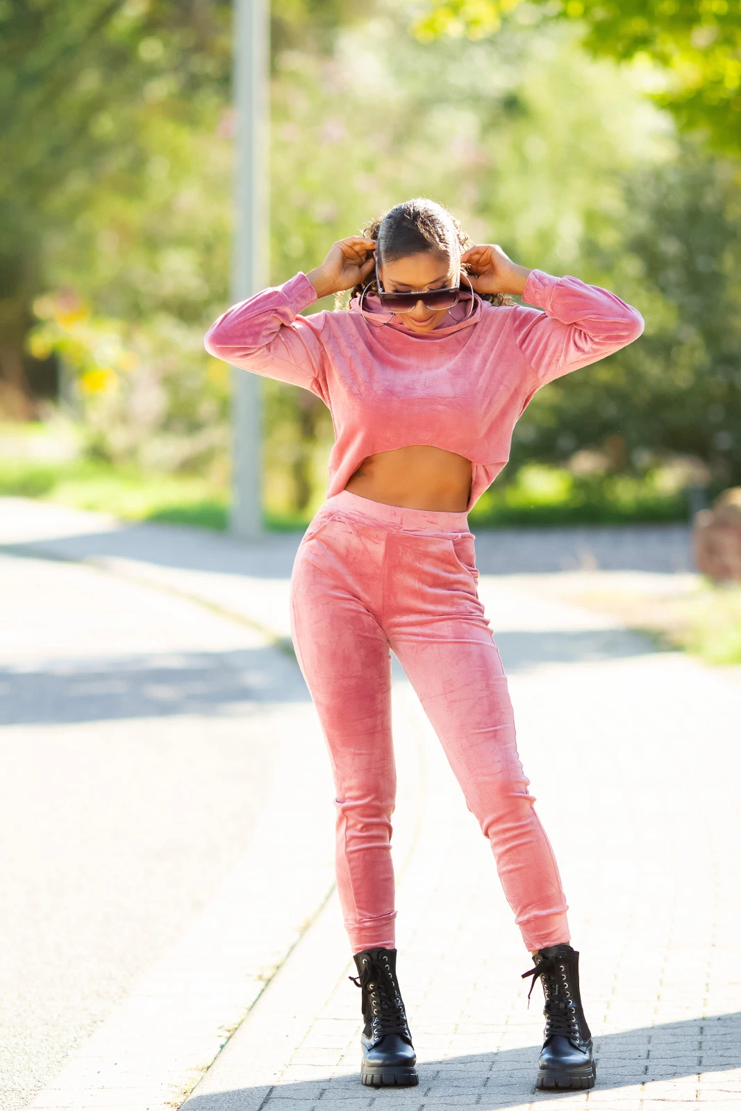 Casual Nicki Loungewear Freizeit Anzug mit Kapuze Casual Nicki Loungewear Freizeit Anzug mit Kapuze