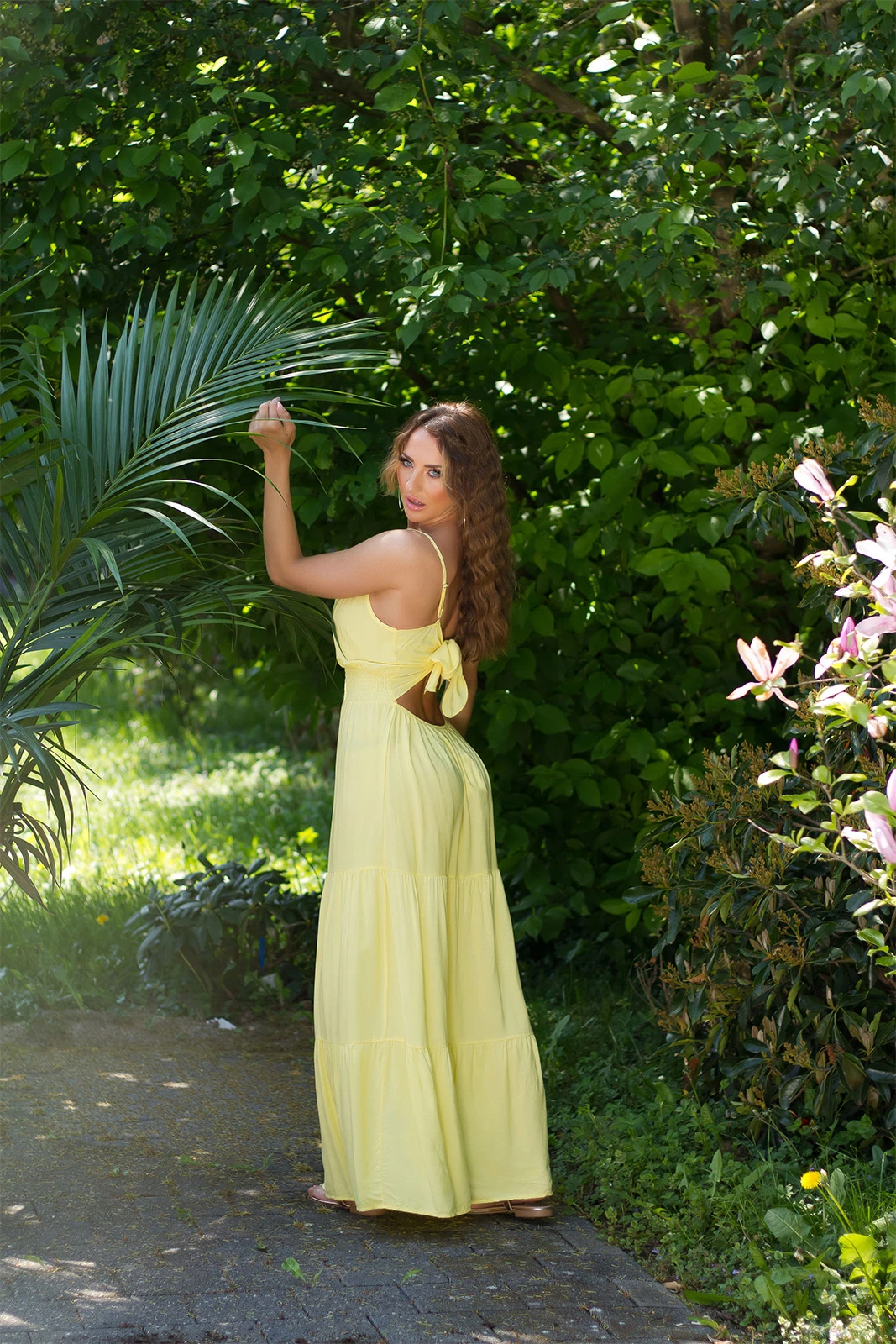 Maxi Latina Look Träger V-Neck Kleid zum Binden Maxi Latina Look Träger V-Neck Kleid zum Binden