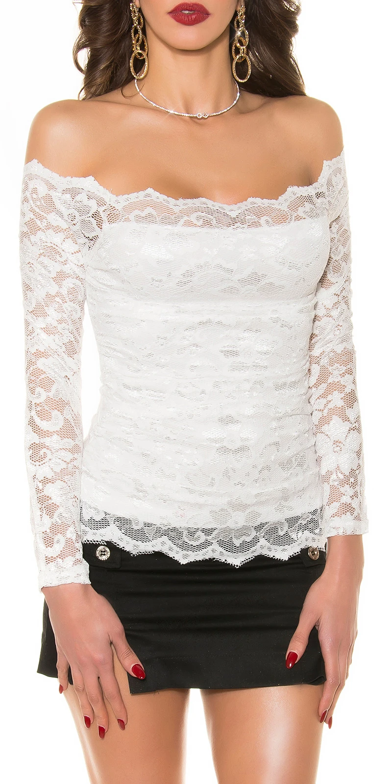 Rassiges Spitzen-Shirt im Carmen-Style Rassiges Spitzen-Shirt im Carmen-Style