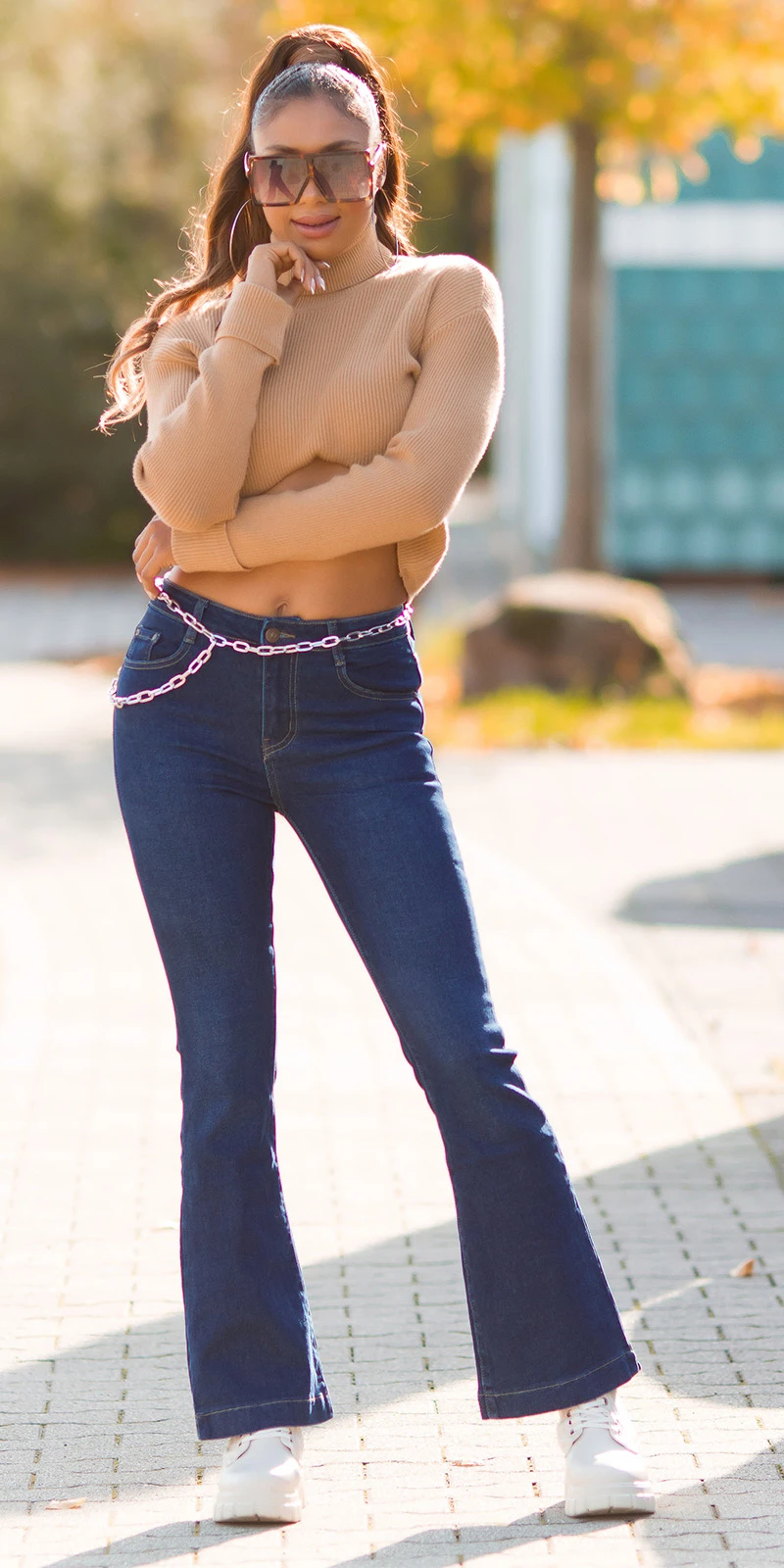 Casual High Waist Jeans mit Schlag Casual High Waist Jeans mit Schlag