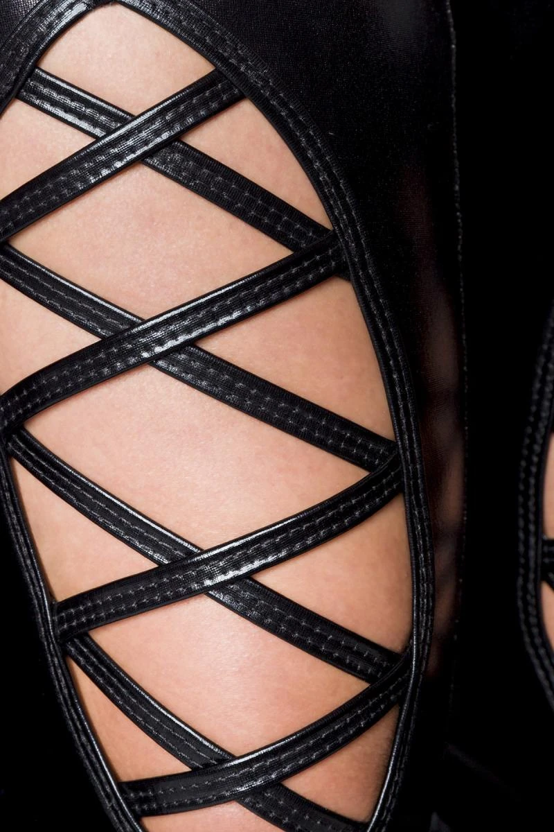 Wetlook-Body mit Cut Outs Wetlook-Body mit Cut Outs