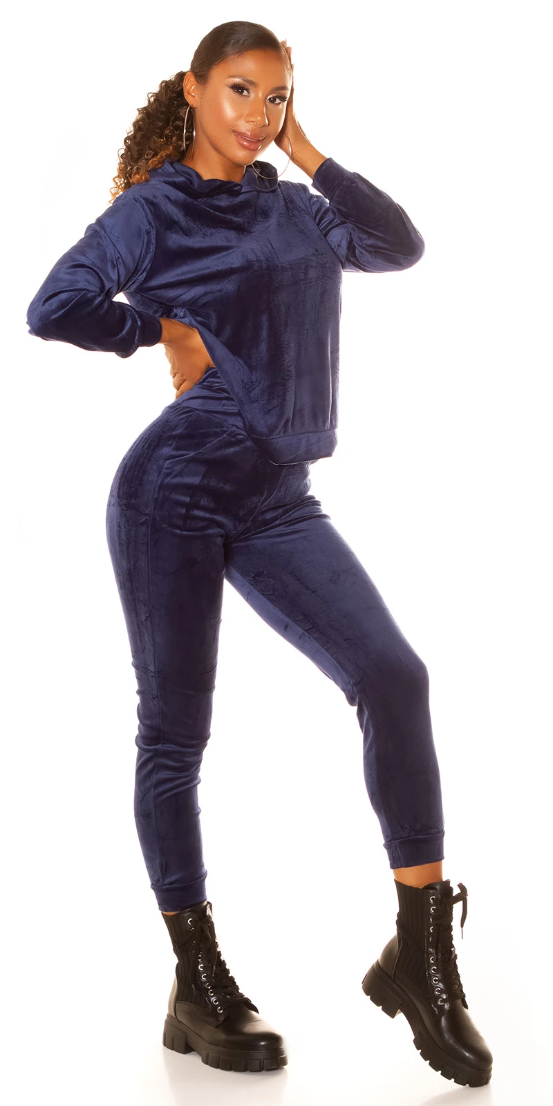 Casual Nicki Loungewear Freizeit Anzug mit Kapuze Casual Nicki Loungewear Freizeit Anzug mit Kapuze