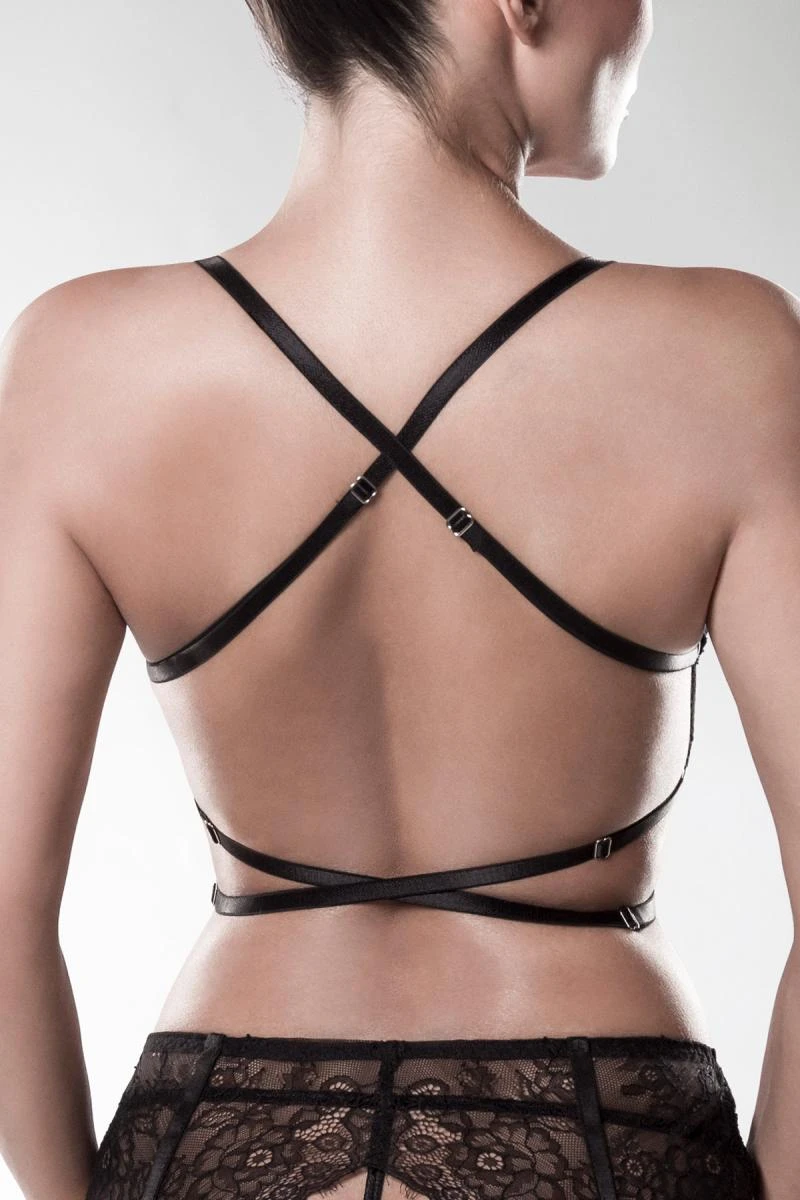 Stil trifft Sinnlichkeit: Dieser transparente BH von GREY VELVET vereint florale Spitze, Komfort und elegantes Design in Perfektion Bra von Grey Velvet