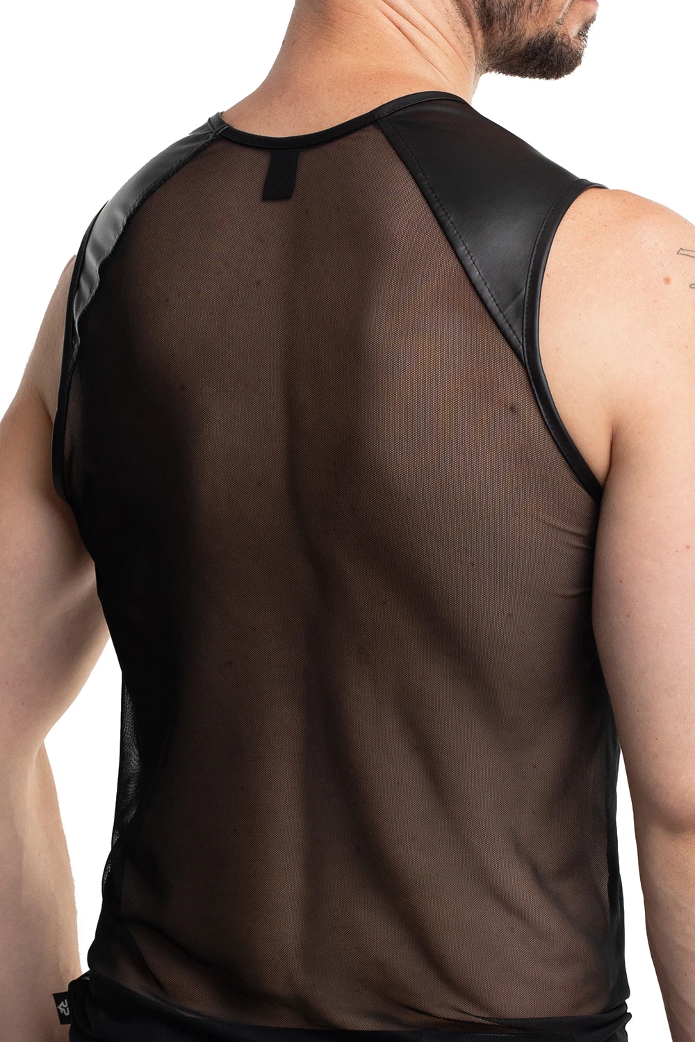 Herren Shirt RMTizian001 schwarz – transparentes Slim-Fit Tanktop mit Wetlook-Schultern für einen markanten Auftritt von Regnes Fetish Planet