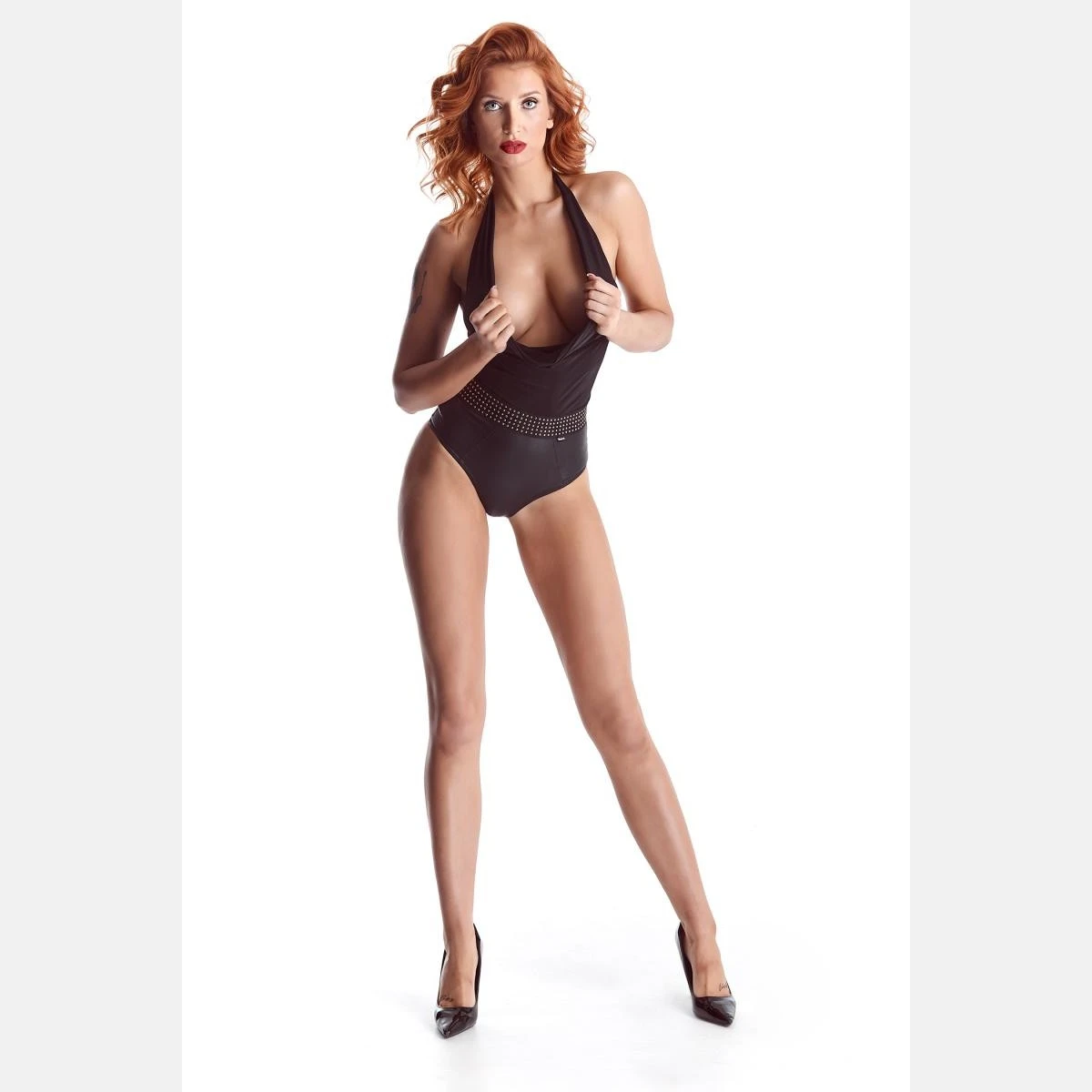 Elastischer Wetlook Body mit Wasserfallausschnitt von Demoniq Elastischer Wetlook Body mit Wasserfallausschnitt von Demoniq
