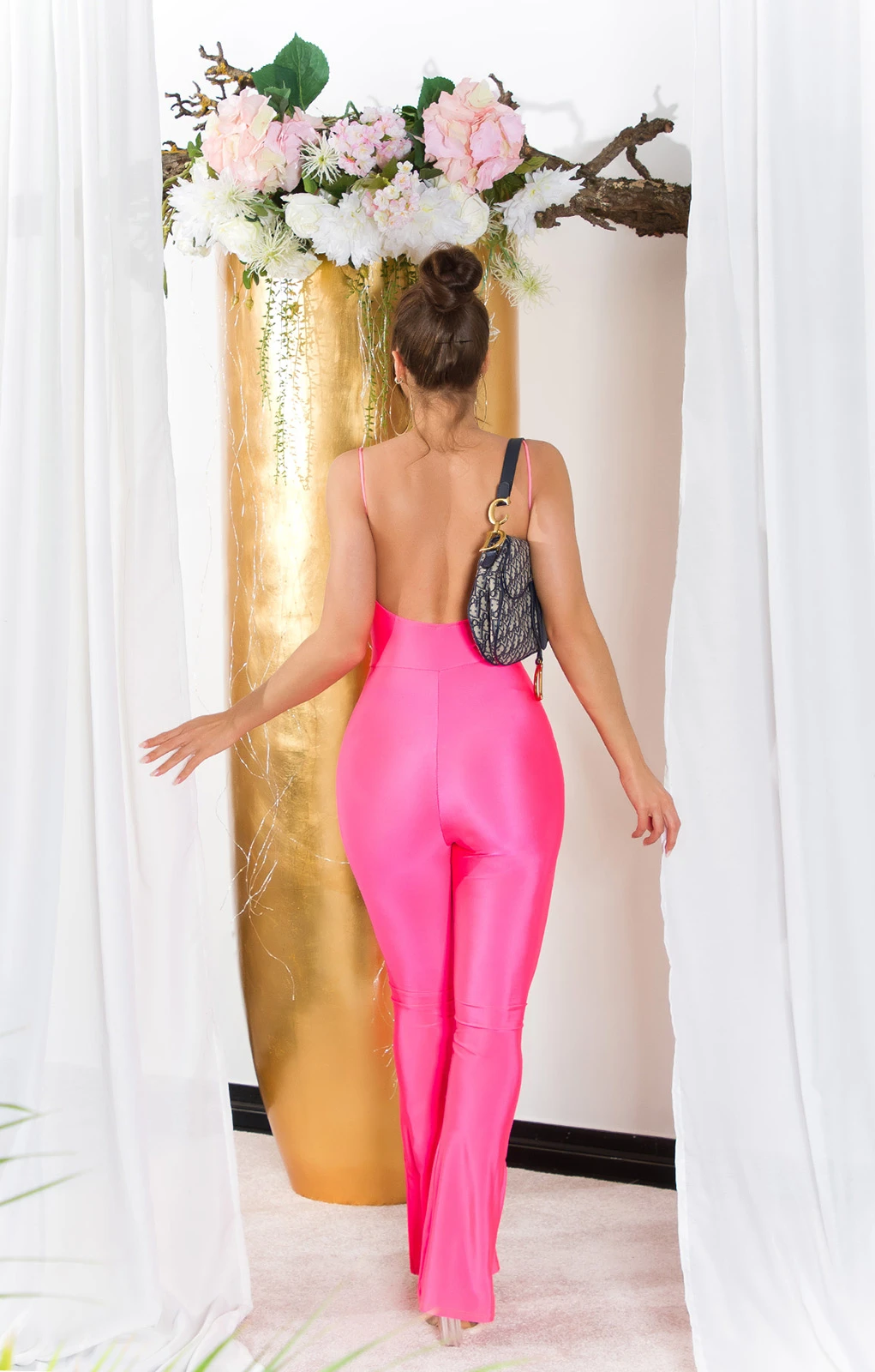 Shiny Träger Long Jumpsuit mit Schlag