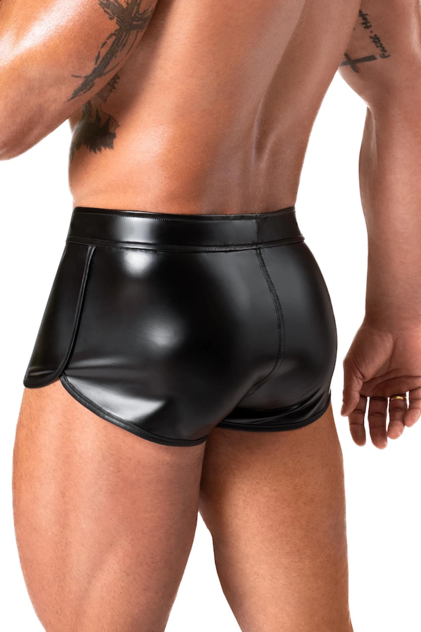Eleganter Slip von Noir Power Wetlook mit Schnürung: Glänzende Oberfläche und bequemer Sitz für jede Gelegenheit! Schwarze Shorts H080