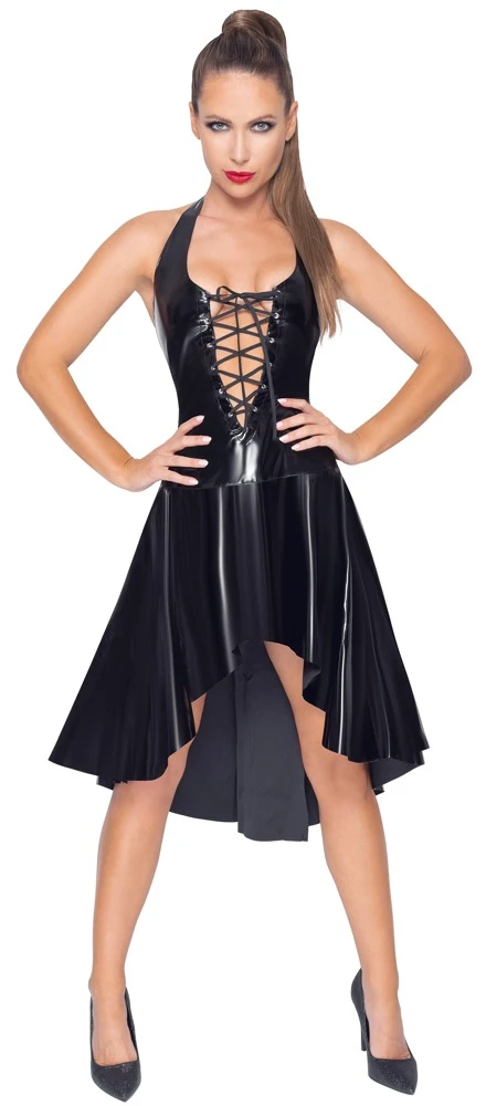 Kleid von Black Level komplett im schwarzen Lackglanz mit Neckholder. In figurnaher Schnittführung mit sexy Schnürung im tiefem V-Ausschnitt.