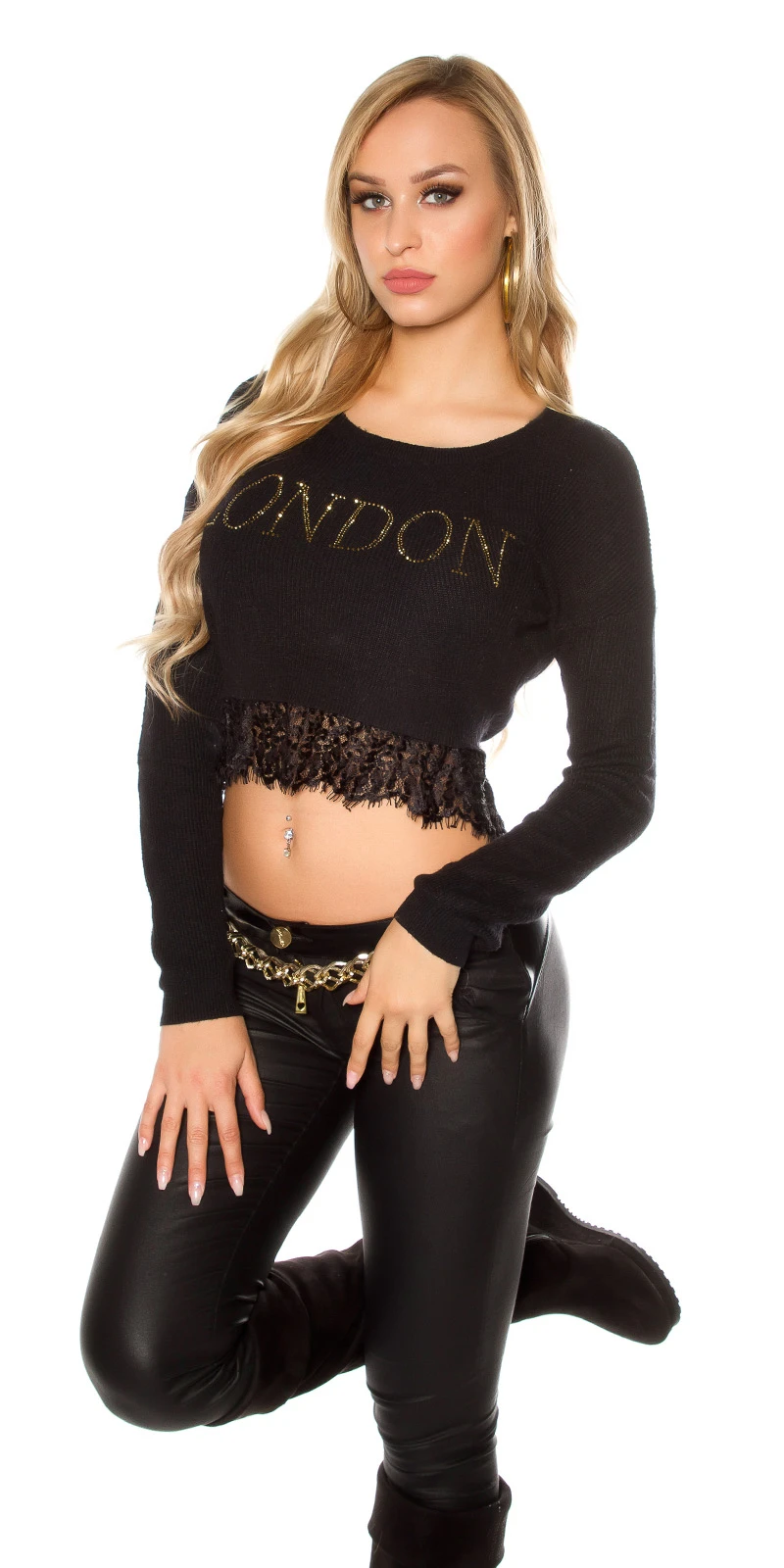 Hot Crop Strick Pullover mit Deko Schriftzug und Spitzen-Saum