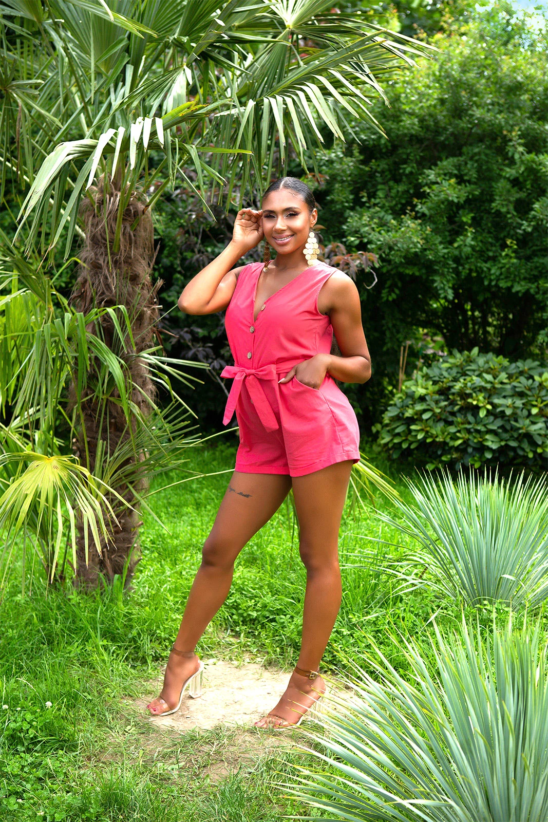 Sommer V-Neck Cotton Jumpsuit Ärmellos mit Deko Knöpfe und Gürtel