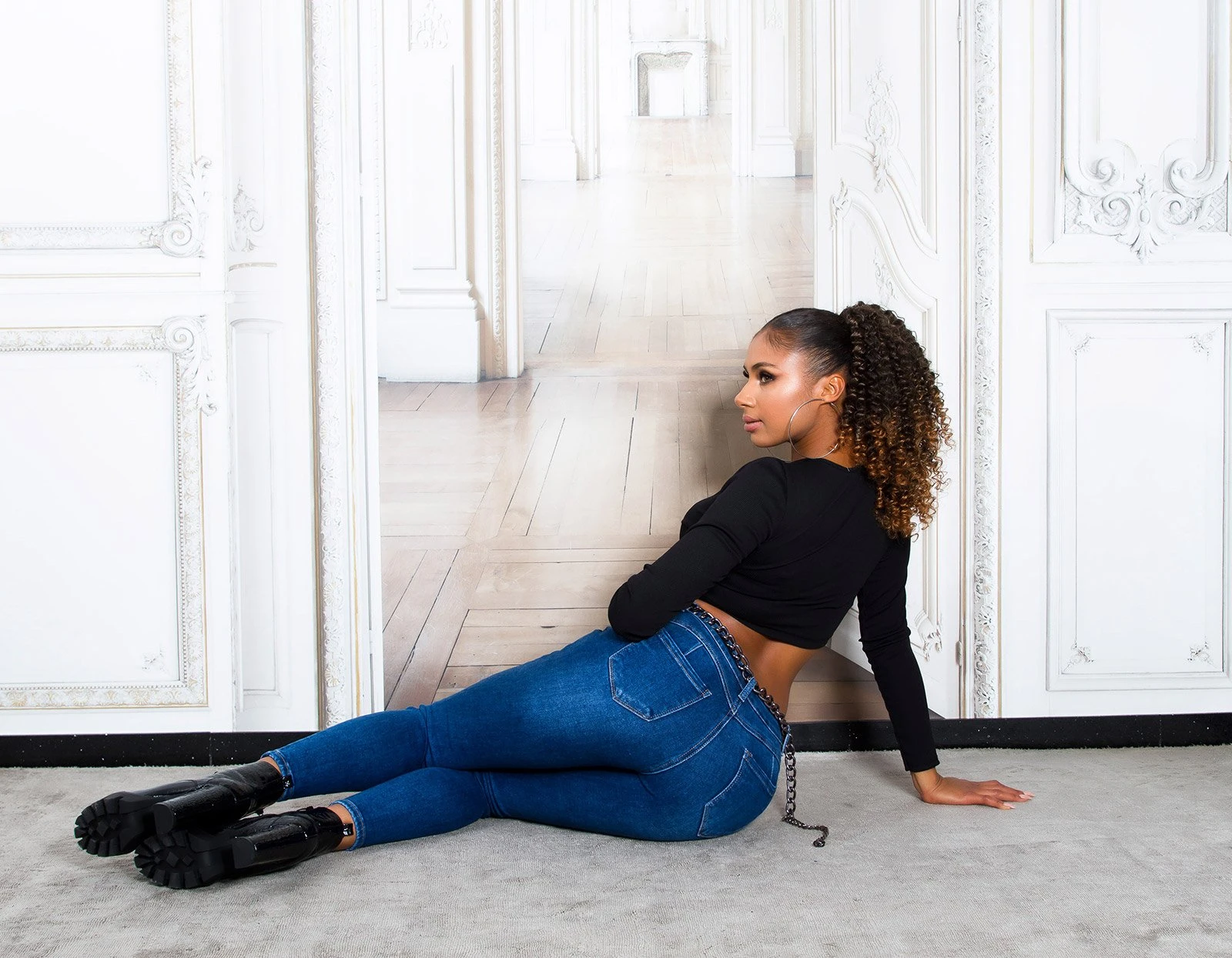 Sexy Skinny Used Look Blue Jeans im High Waist-Style mit Push up-Effekt Sexy Skinny Used Look Blue Jeans im High Waist-Style mit Push up-Effekt