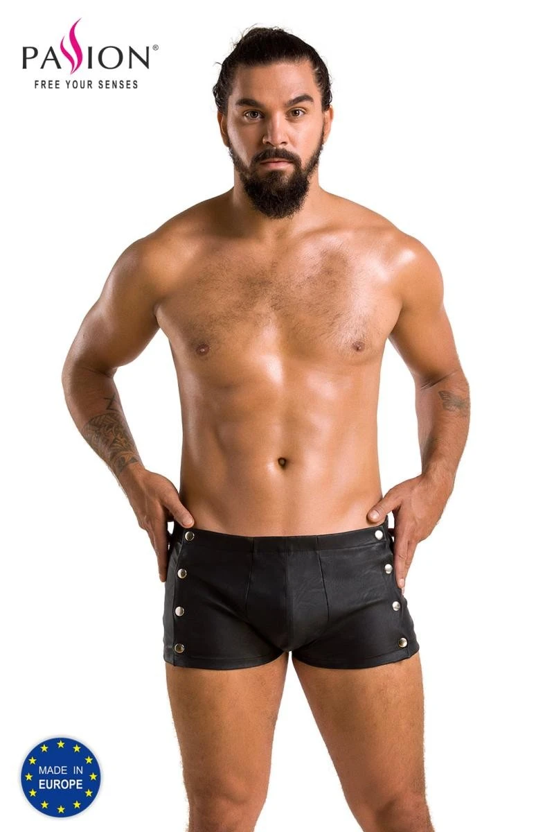 Herren Shorts 048 mit seitlichen Metallknöpfen von Passion Menswear