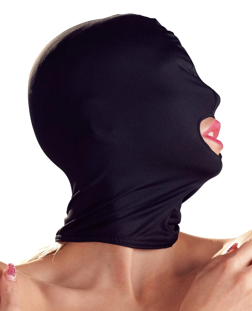 Schwarze, enganliegende Kopfmaske von Bad Kitty aus weichem Stretchmaterial mit Mundöffnung.