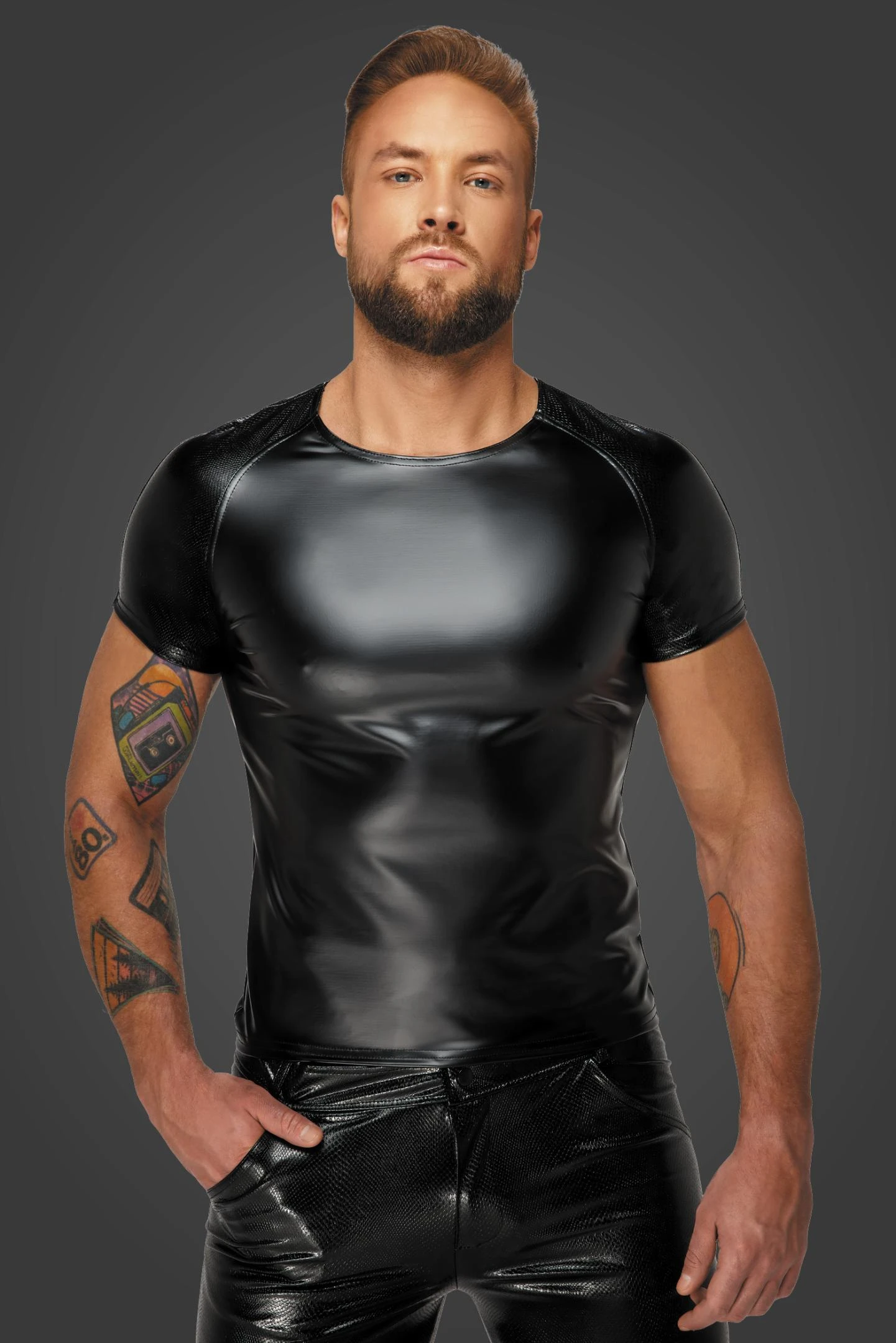 Herren T-Shirt H070 im Wetlook Style mit kurzen Armen von Noir Men