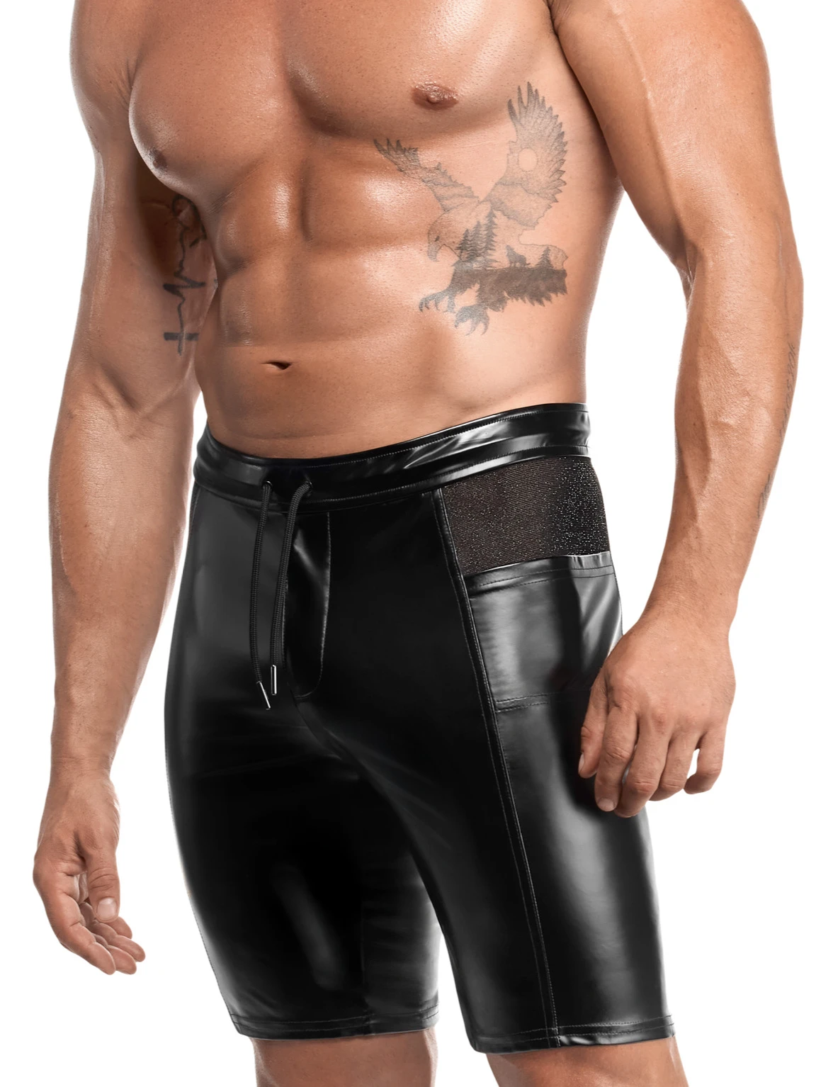 Schwarze Herren Kinky Shorts Onyx Hybrid H089 aus Powerwetlook mit Mesh-Einsätzen, seitlichen Taschen, Reißverschluss vorne, elastischem Bund und Kordelzug für figurbetonten Sitz von Noir Handmade Men
