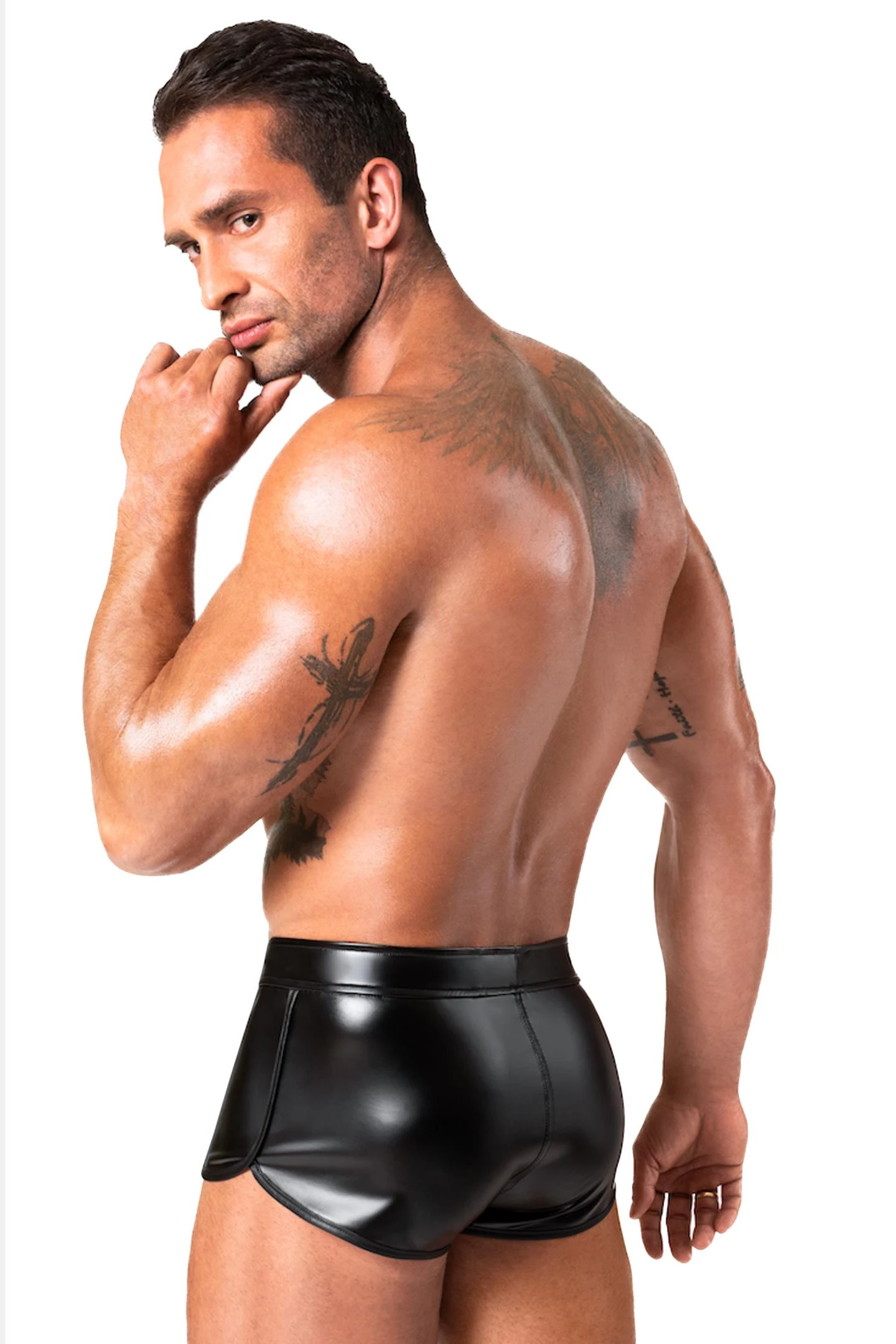 Eleganter Slip von Noir Power Wetlook mit Schnürung: Glänzende Oberfläche und bequemer Sitz für jede Gelegenheit! Schwarze Shorts H080