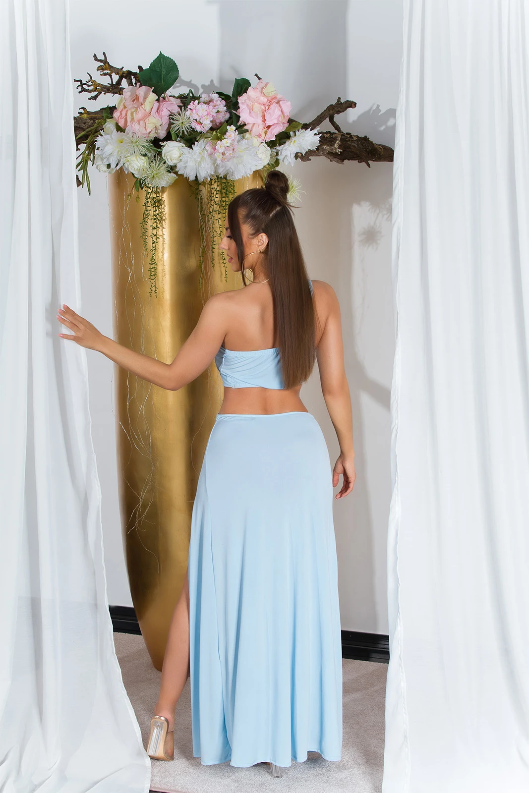 Hot One Shoulder Maxi Kleid mit Cutout und XL-Beinschlitz Hot One Shoulder Maxi Kleid mit Cutout und XL-Beinschlitz