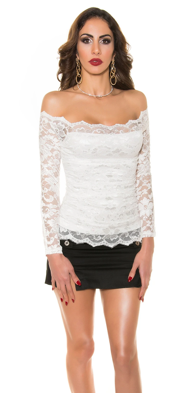 Rassiges Spitzen-Shirt im Carmen-Style Rassiges Spitzen-Shirt im Carmen-Style