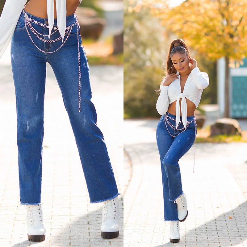 Highwaist Bootcut-Jeans im Used-Look mit Push-up-Effekt, 5-Pocket-Style und fransigen Beinabschlüssen für trendige Looks