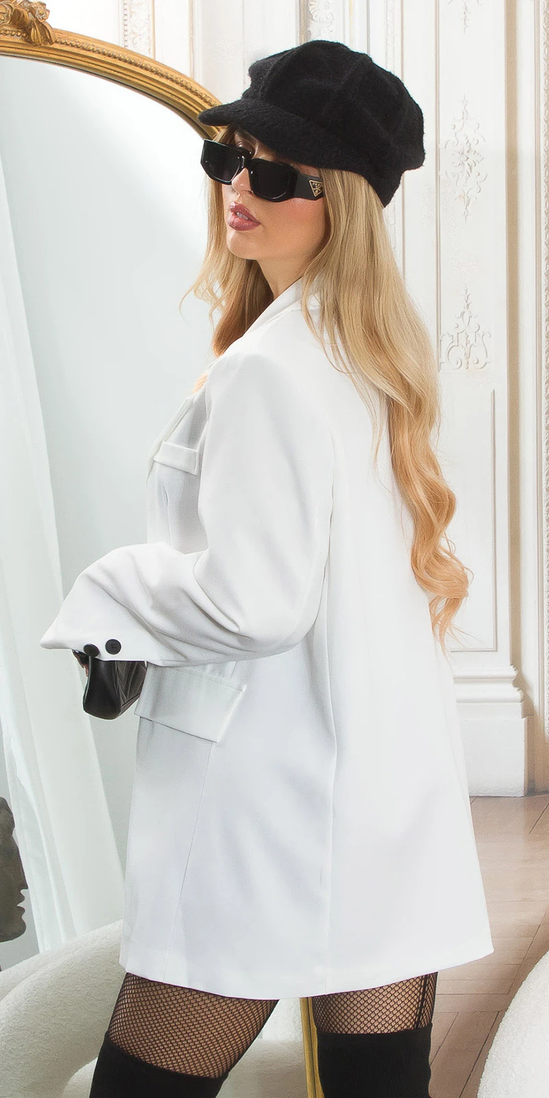 Langarm-Blazer in stilvoller Oversize-Long-Form mit taillierter Silhouette, Reverskragen und eleganten Zier-Details Langarm-Blazer in stilvoller Oversize-Long-Form mit taillierter Silhouette, Reverskragen und eleganten Zier-Details