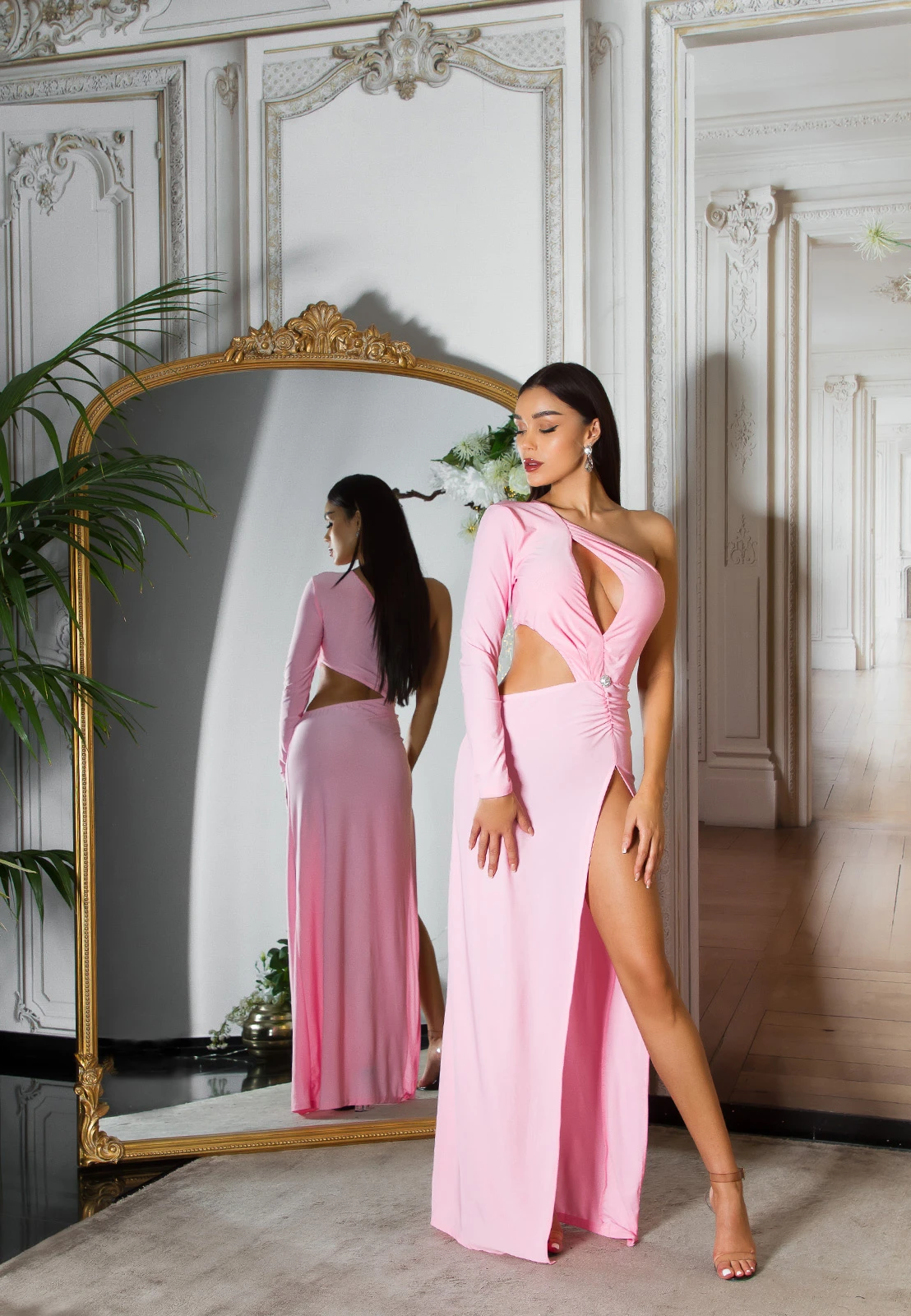 Hot One Shoulder Party Kleid mit Cutouts und Deko Strass Hot One Shoulder Party Kleid mit Cutouts und Deko Strass