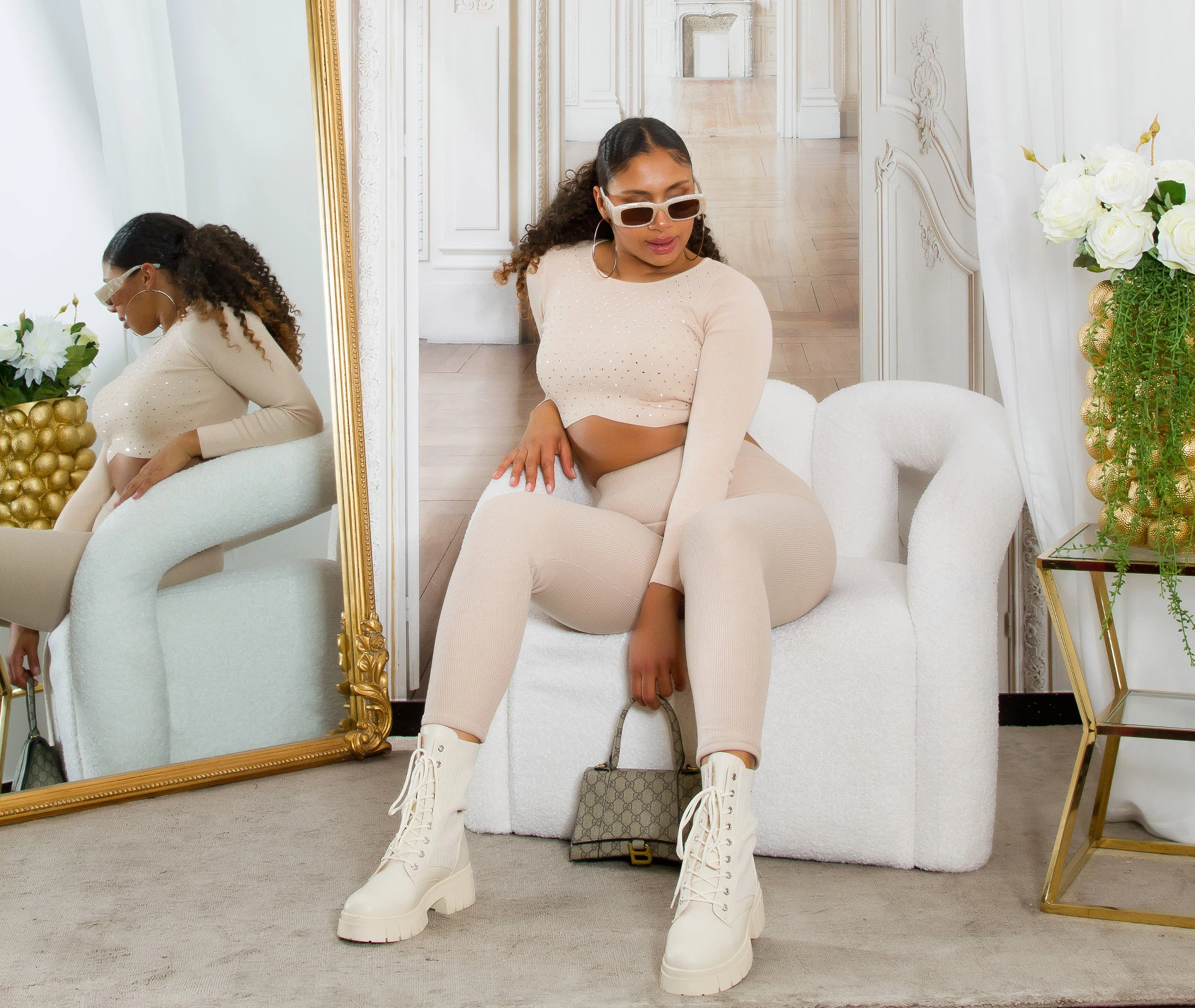 Sportliche Highwaist-Leggings aus gefüttertem Stretch-Material mit modernem geripptem Design und figurschmeichelnden Nähten Sportliche Highwaist-Leggings aus gefüttertem Stretch-Material mit modernem geripptem Design und figurschmeichelnden Nähten