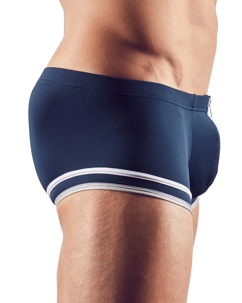 Weiche Mikrofaser-Pants im trendigen Matrosen-Look. Vorne mit extra breitem Reißverschluss.