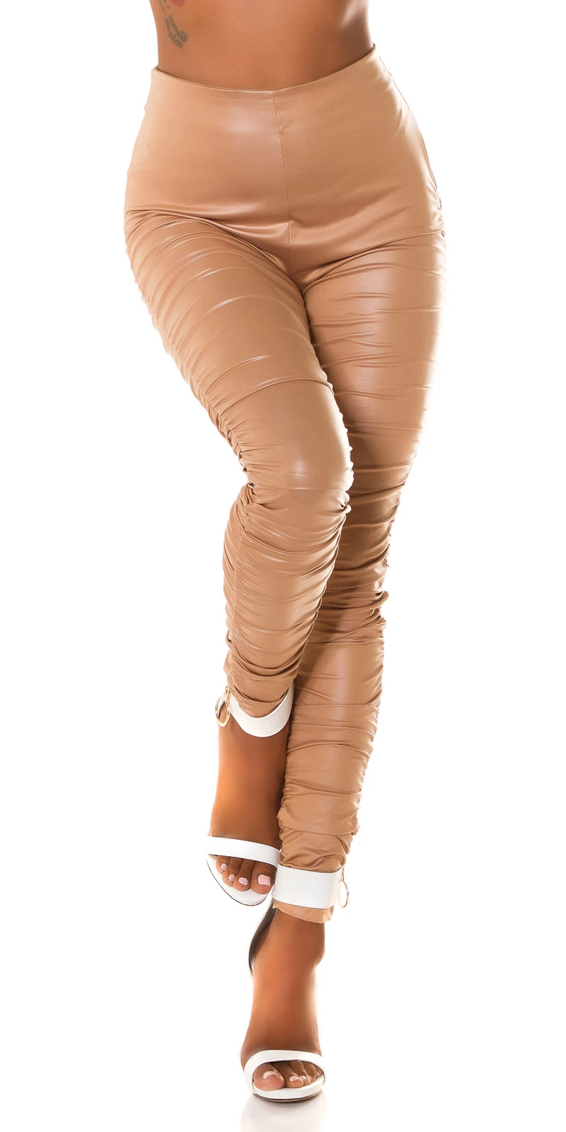 Wetlook Highwaist Hose mit Raffungen Wetlook Highwaist Hose mit Raffungen