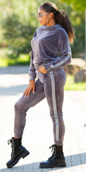 Chic Jogging Longewear Nicki Anzug mit Glitzer Kontraststreifen